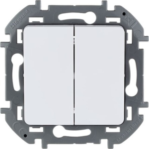 legrand-on-673620-1