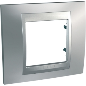 P108315_web