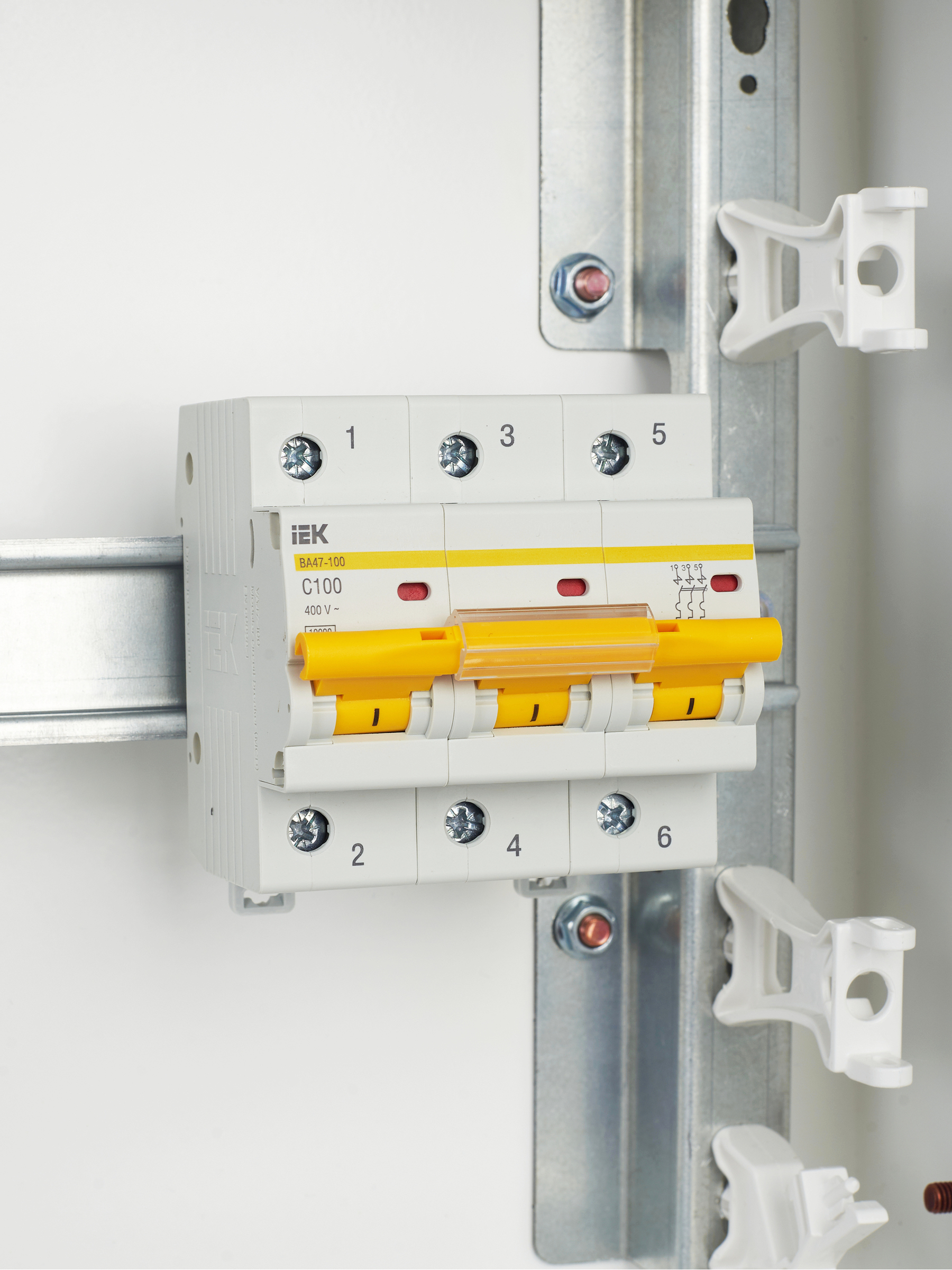 Дополнительное фото продукта MVA40-3-100-C (18)